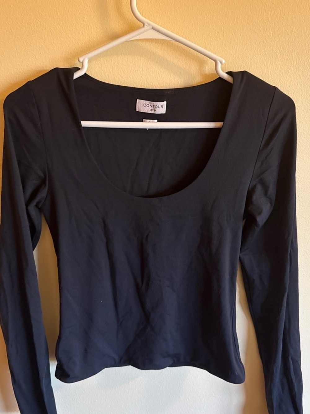 Aritzia Black Long-Sleeve Scoop Neck Top